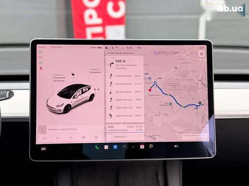 Tesla Model 3 2021 - фото 24