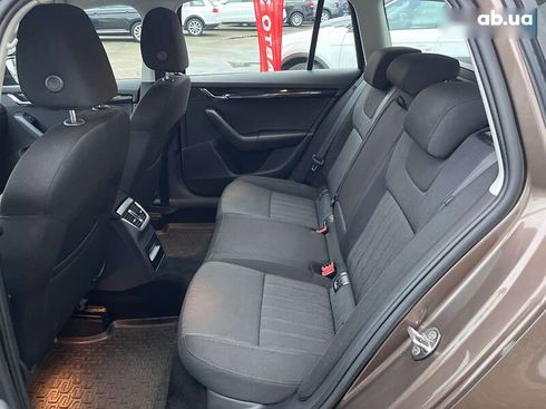 Skoda Octavia 2019 - фото 25