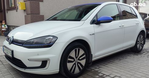 Volkswagen e-Golf 2015 - фото 11