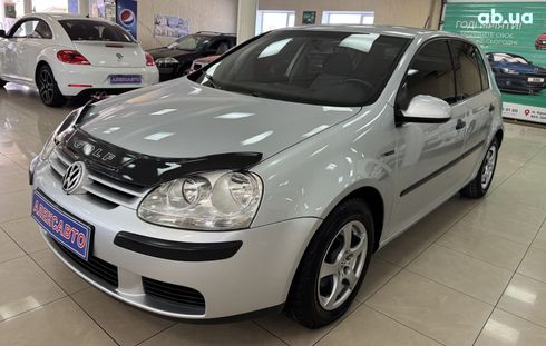 Volkswagen Golf 2005 серебристый - фото 2