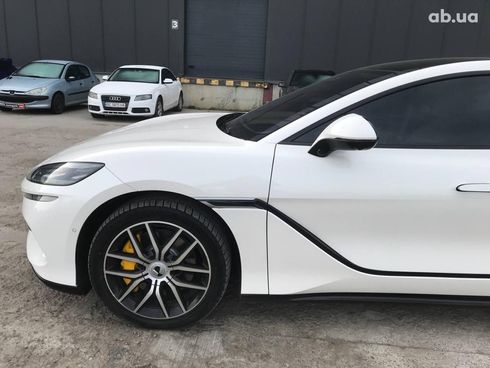 Denza Z9 2024 белый - фото 4