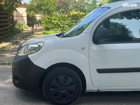 Renault Kangoo 2016 белый - фото 4
