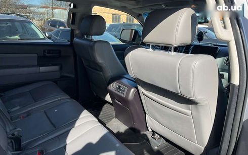 Toyota Sequoia 2014 - фото 22