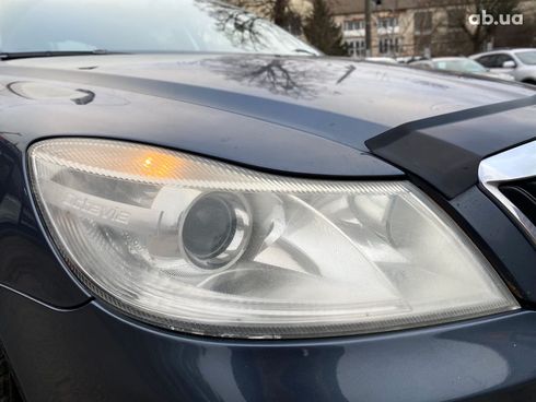 Skoda Octavia 2010 серый - фото 5