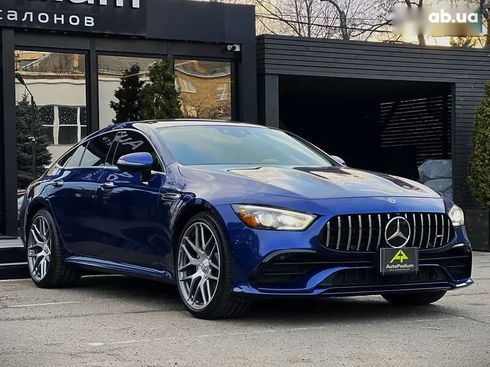 Mercedes-Benz AMG GT 4 2019 - фото 3