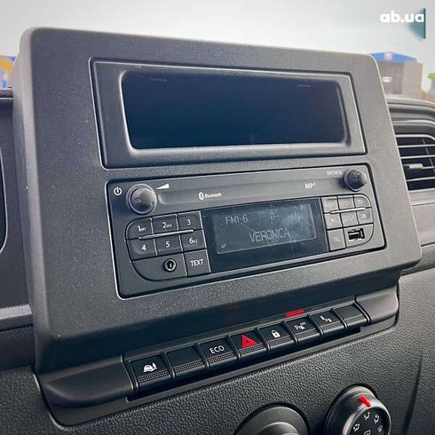 Renault Master 2020 - фото 28