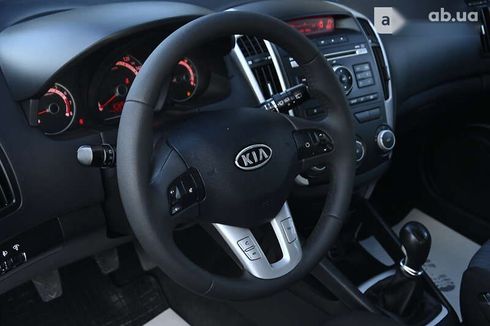 Kia Cee'd 2011 - фото 14