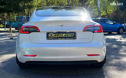 Tesla Model 3 2022 - фото 5
