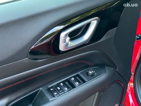 Jeep Compass 2023 красный - фото 21