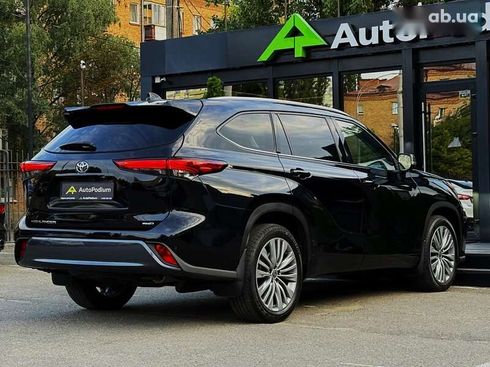 Toyota Highlander 2022 - фото 20