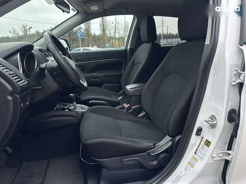 Mitsubishi Outlander 2015 - фото 30