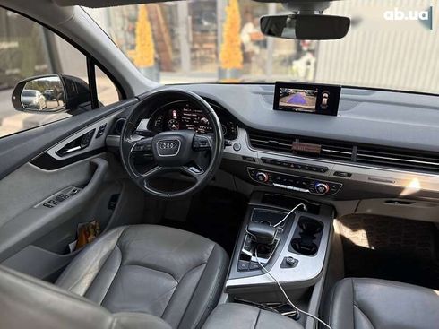 Audi Q7 2016 - фото 26