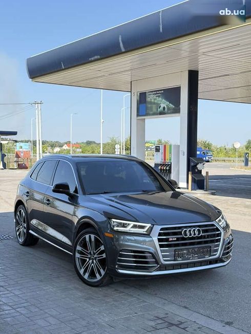 Audi SQ5 2018 - фото 14