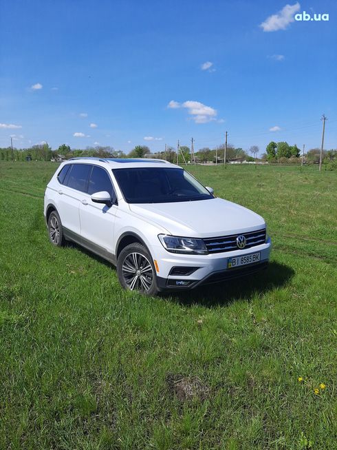 Volkswagen Tiguan 2017 серый - фото 6