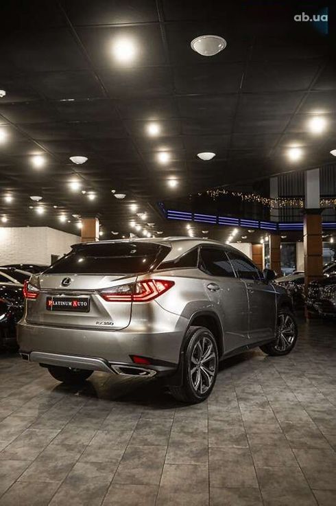Lexus RX 2020 - фото 18