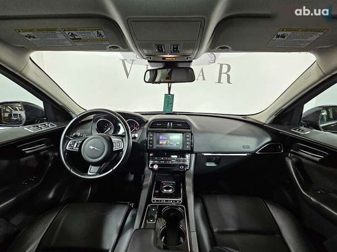 Jaguar F-Pace 2017 - фото 19