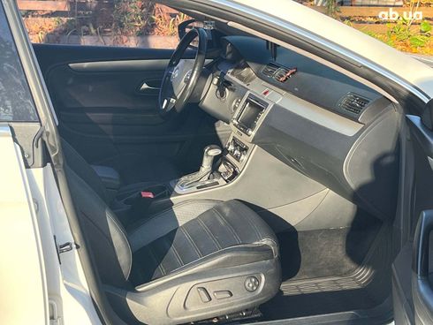 Volkswagen Passat CC 2009 белый - фото 16