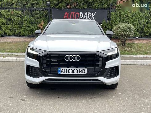 Audi Q8 2020 - фото 6