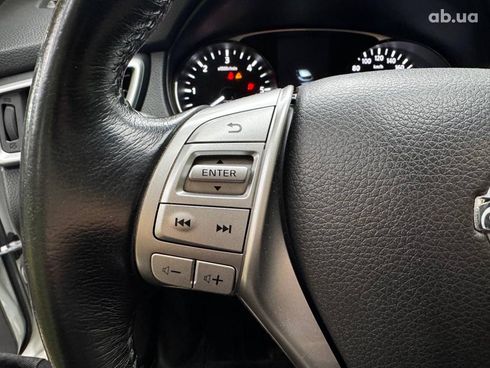 Nissan X-Trail 2016 белый - фото 15