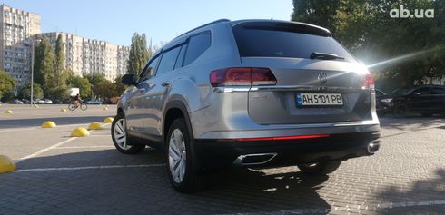 Volkswagen Atlas 2021 серый - фото 14