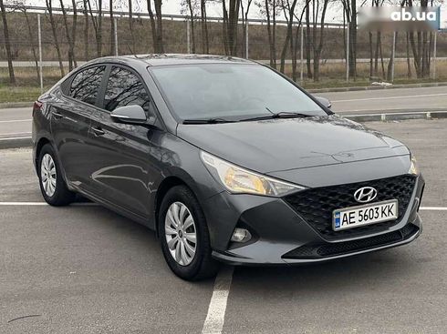 Hyundai Accent 2021 - фото 7