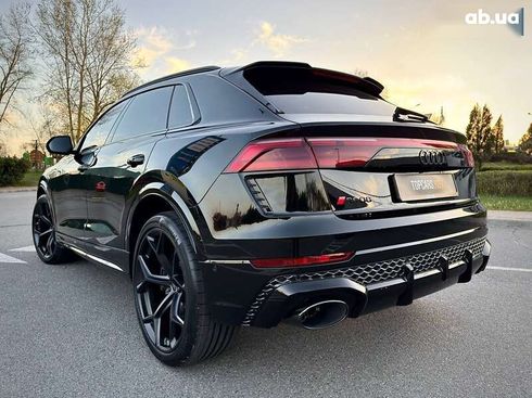 Audi RS Q8 2025 - фото 8