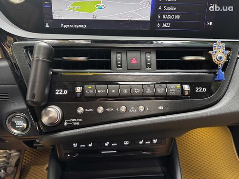 Lexus ES 2021 черный - фото 24