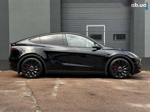 Tesla Model Y 2023 - фото 11