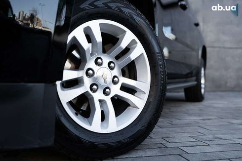 Chevrolet Suburban 2015 - фото 4