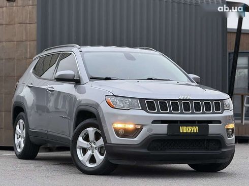 Jeep Compass 2018 - фото 8