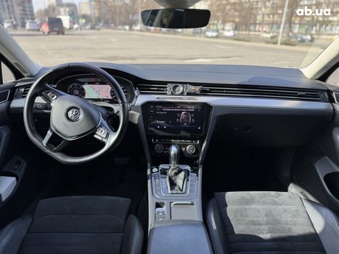 Volkswagen Passat 2019 черный - фото 4