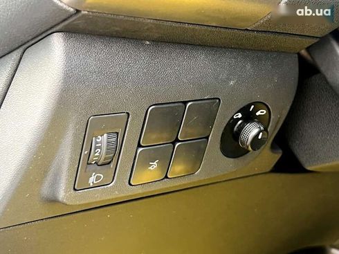 Peugeot 301 2017 - фото 29