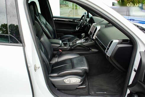 Porsche Cayenne 2017 - фото 29