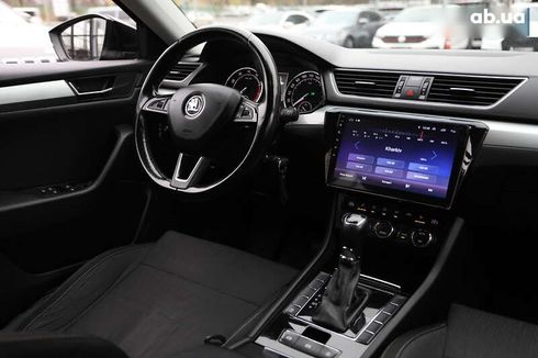 Skoda Superb 2016 - фото 9