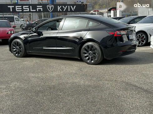 Tesla Model 3 2021 - фото 14