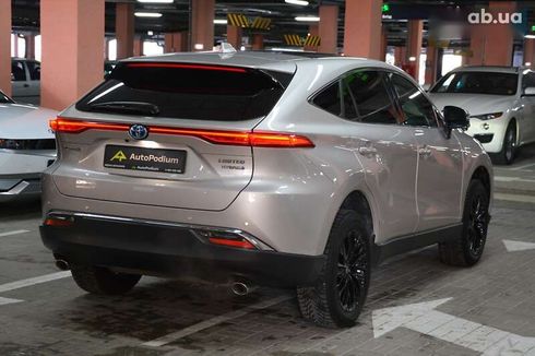 Toyota Venza 2021 - фото 9