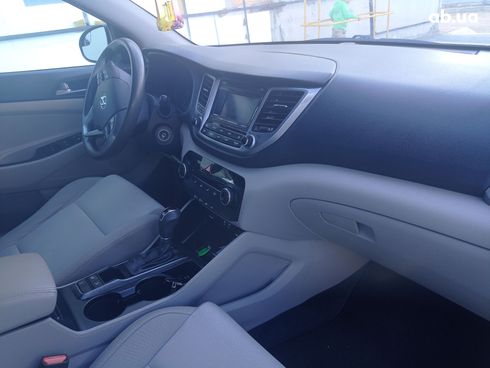 Hyundai Tucson 2016 - фото 12