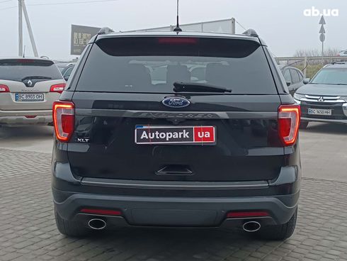 Ford Explorer 2018 черный - фото 45