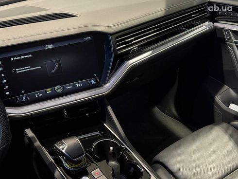 Volkswagen Touareg 2021 коричневый - фото 11