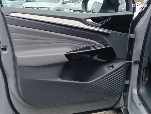 Volkswagen ID.4 Crozz 2023 серый - фото 22