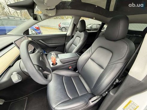Tesla Model Y 2021 - фото 13
