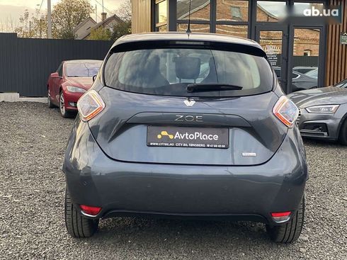 Renault Zoe 2019 - фото 17