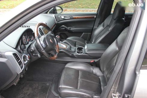 Porsche Cayenne 2011 - фото 29
