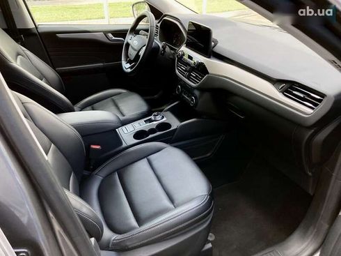 Ford Escape 2021 - фото 17