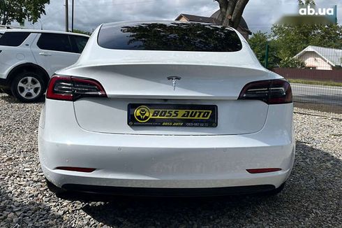 Tesla Model 3 2022 - фото 5
