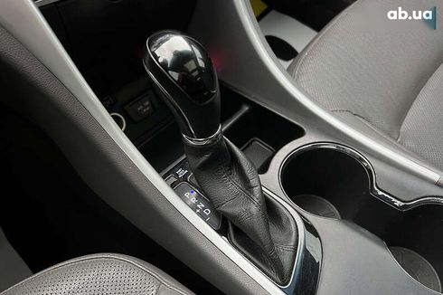 Hyundai Sonata 2013 - фото 18