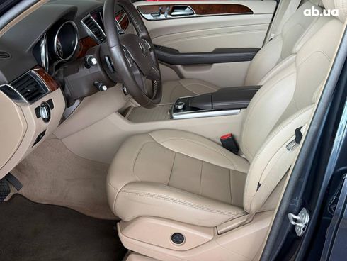Mercedes-Benz M-Класс 2013 серый - фото 13