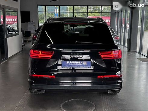 Audi Q7 2017 - фото 7