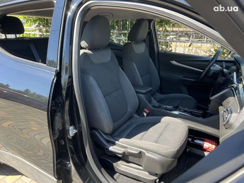 Chevrolet Bolt 2022 серый - фото 6