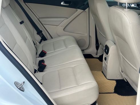 Volkswagen Tiguan 2016 белый - фото 16